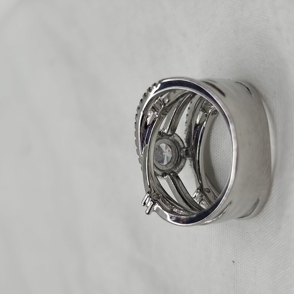 INFINITY DIAMOND RING🎄 - Picture 9 of 11